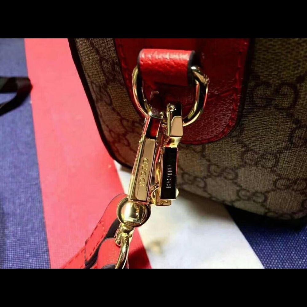 Gucci Bags - Picture 7 of 8